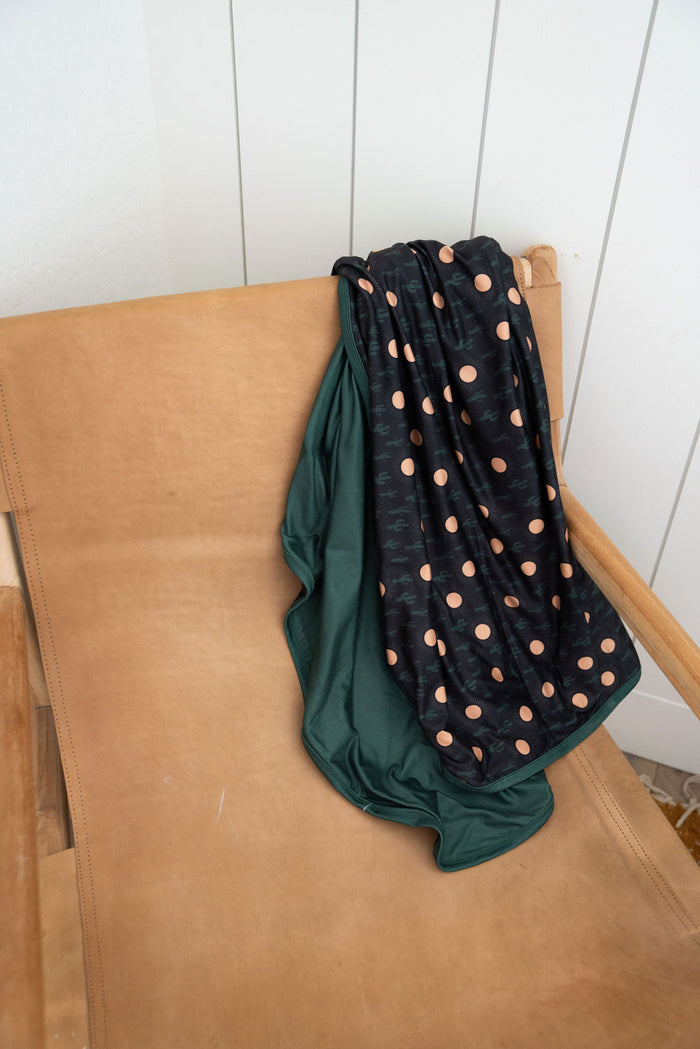 BLACK CACTUS (OLIVE)