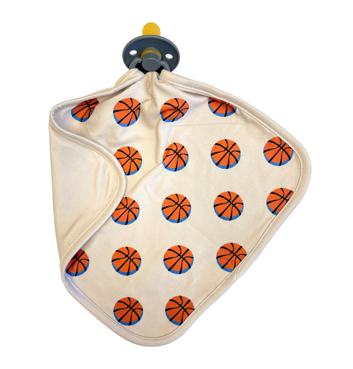 BASKETBALL | LOVIE