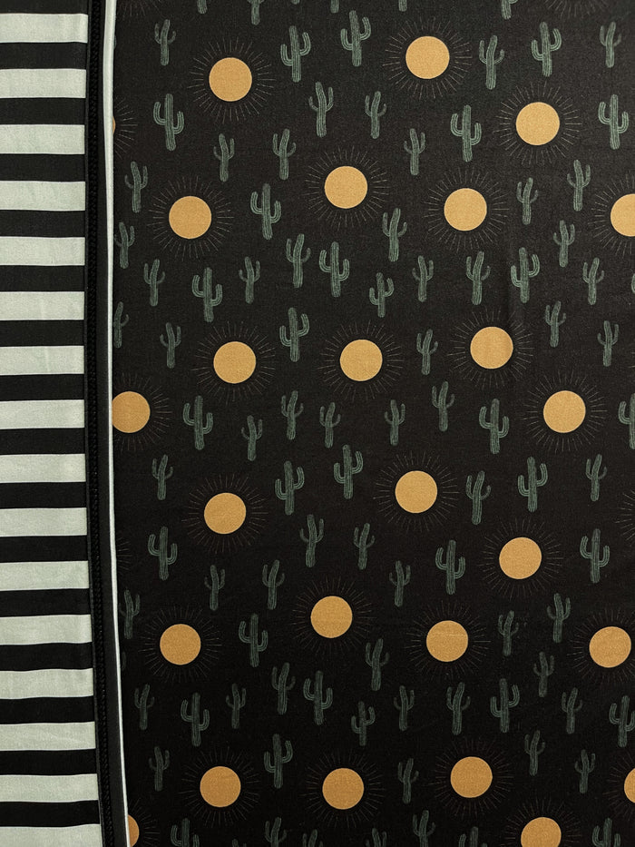 BLACK CACTUS (STRIPE)