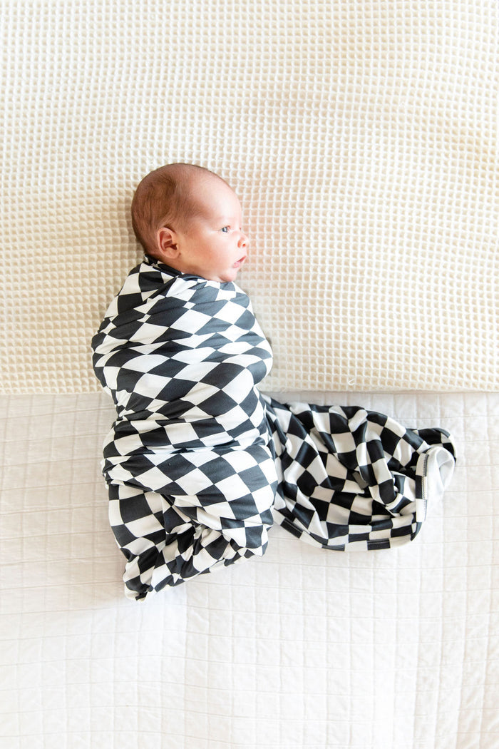 BLACK + WHITE CHECKER | SWADDLE
