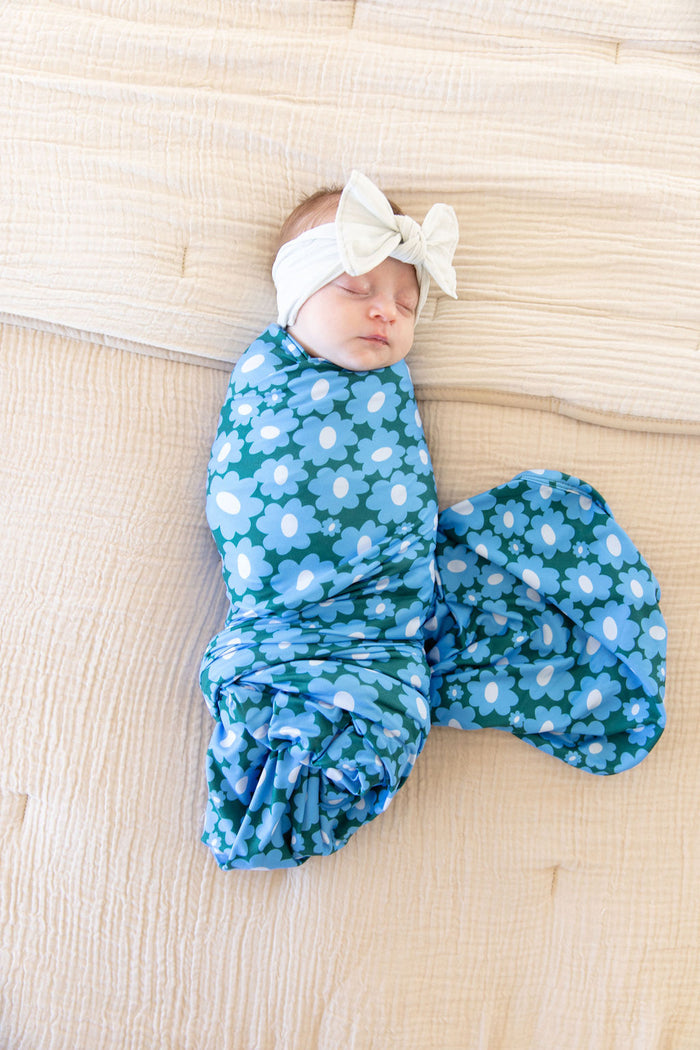 BLUE + GREEN DAISY | SWADDLE