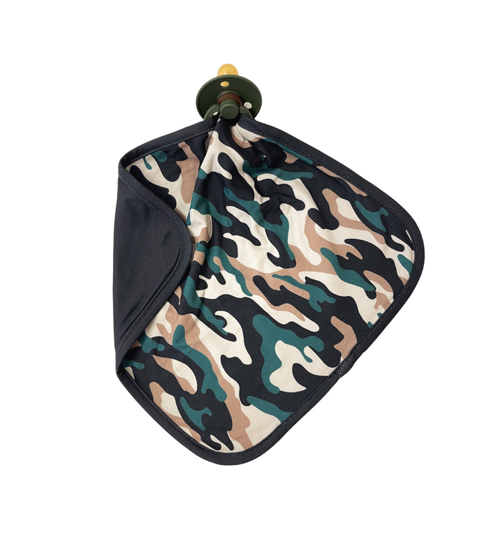 CAMOUFLAGE (BLACK) | LOVIE