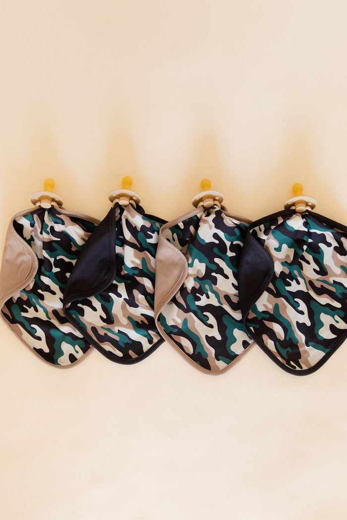 CAMOUFLAGE (BLACK) | LOVIE