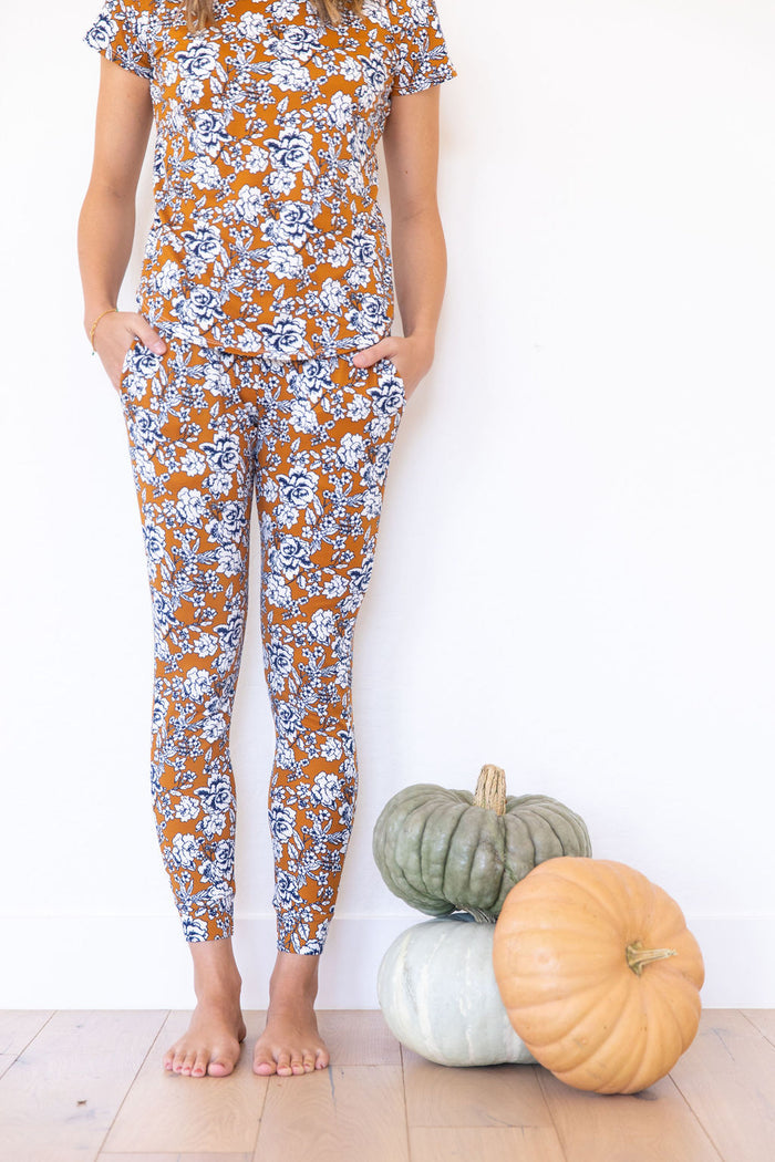 DARK MUSTARD + NAVY FLORAL | SHORT SLEEVE