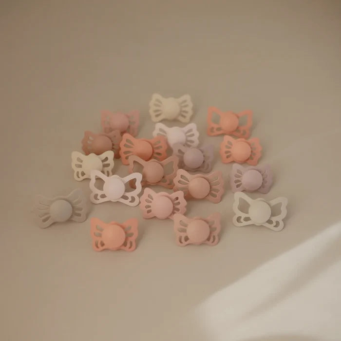 FRIGG LUCKY SYMMETRICAL SILICONE BABY PACIFIER | SOFT LILAC/PRETTY IN PEACH | 2-PACK