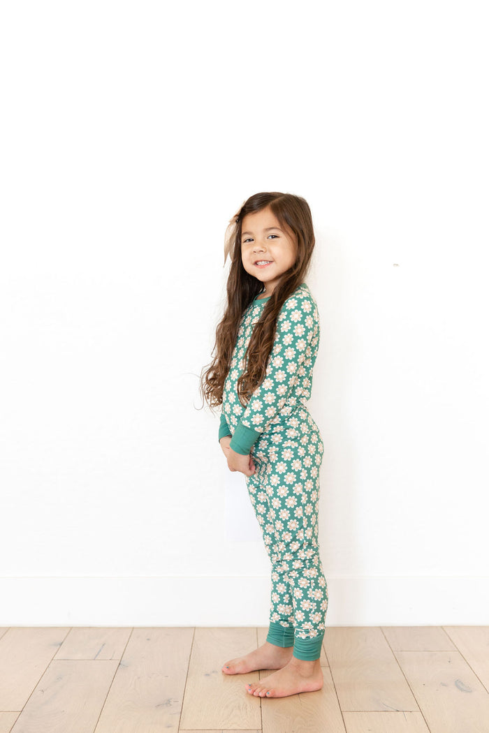 GREEN DAISY | LONG SLEEVE