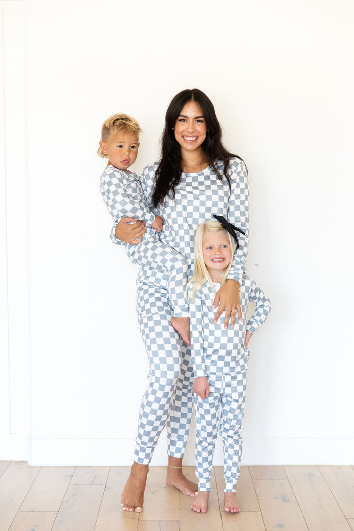 GREY + WHITE CHECKER | WOMEN'S LONG SLEEVE