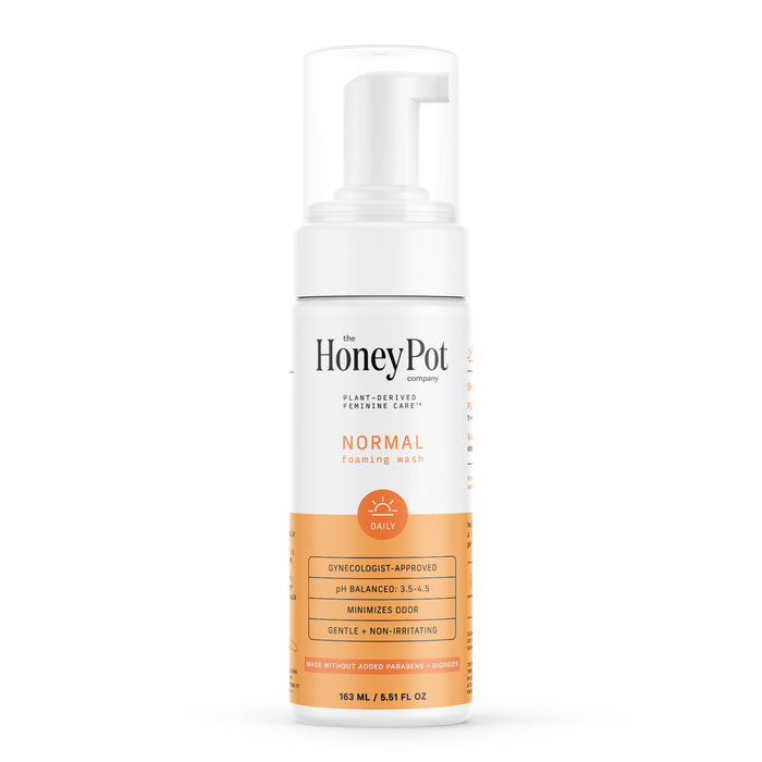 The Honeypot Companys Foaming Wash - Normal is gynecologist-approved, pH balanced (3.5-4.5), and formulated with lactic acid to minimize odor gently and non-irritatingly. With a 163 mL (5.5 fl oz) capacity, its ideal for daily freshness.