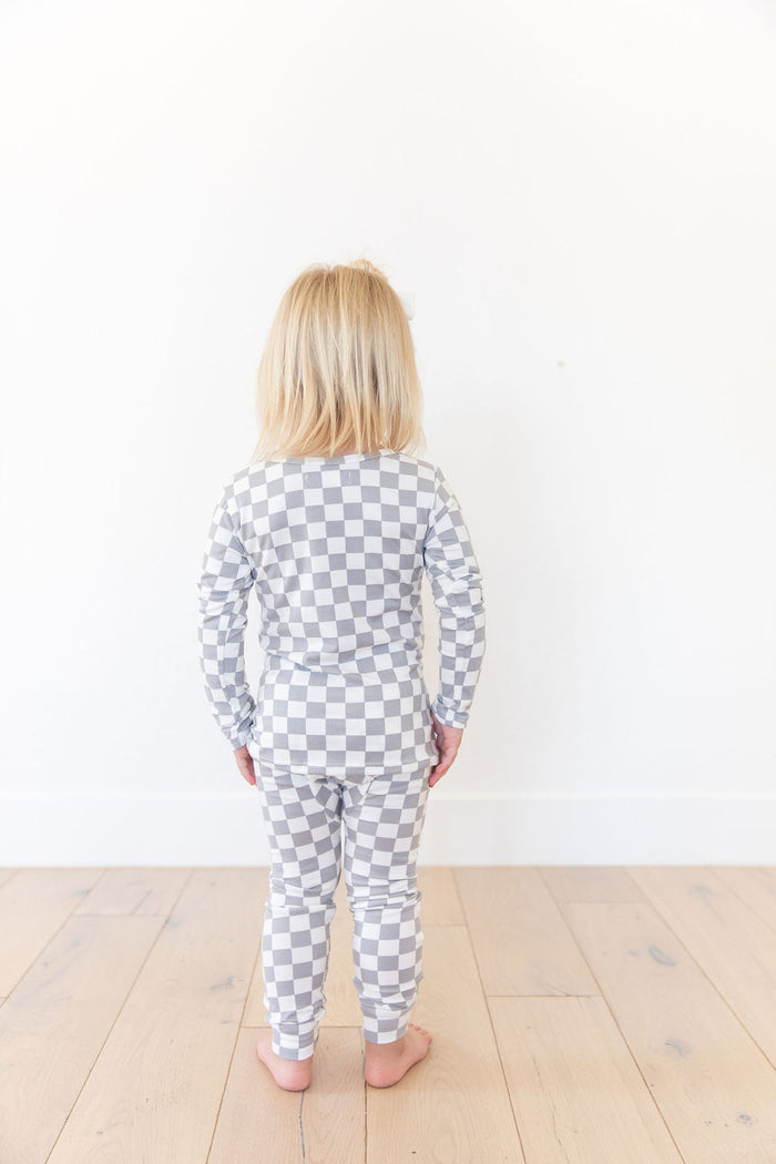 LIGHT GREY + WHITE CHECKER | LONG SLEEVE