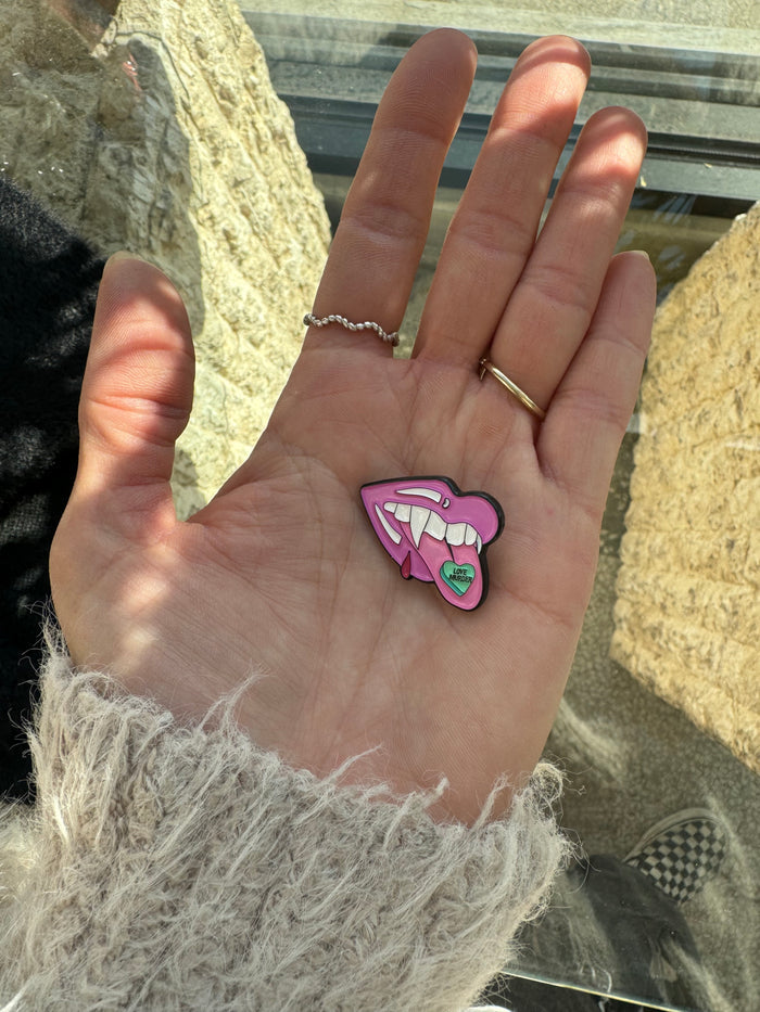 LM PILL PIN