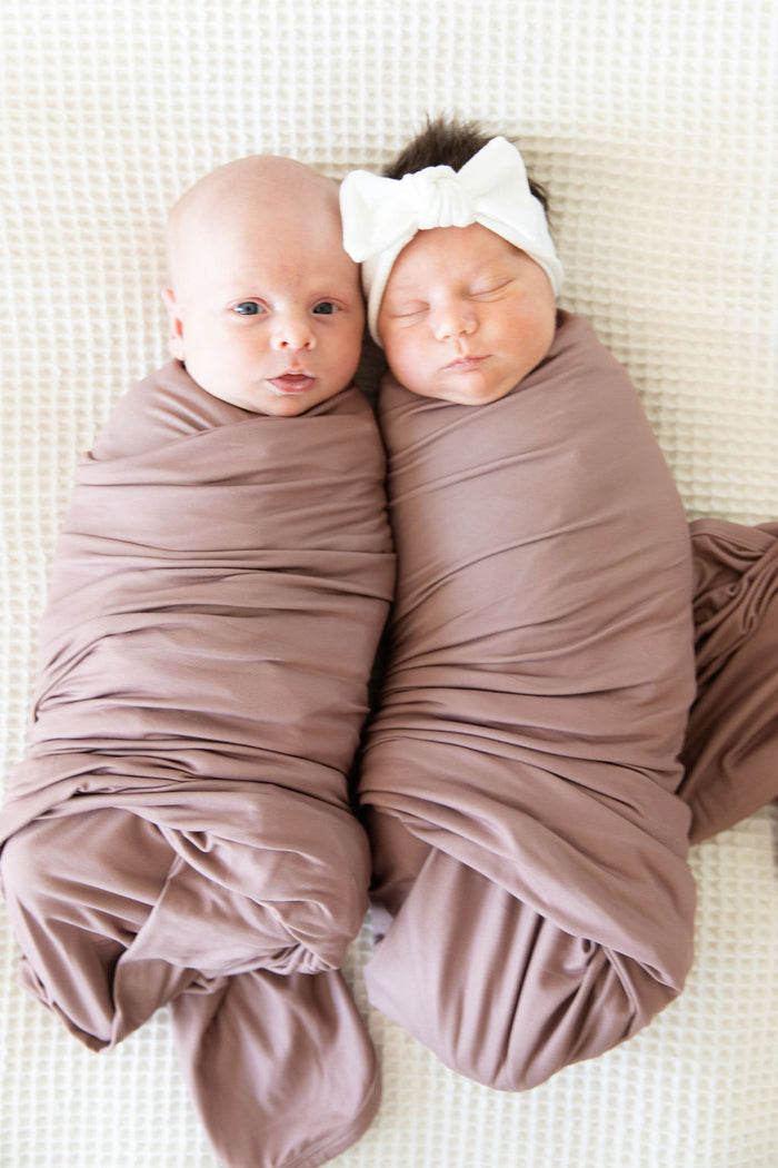 MOCHA SOLID | SWADDLE