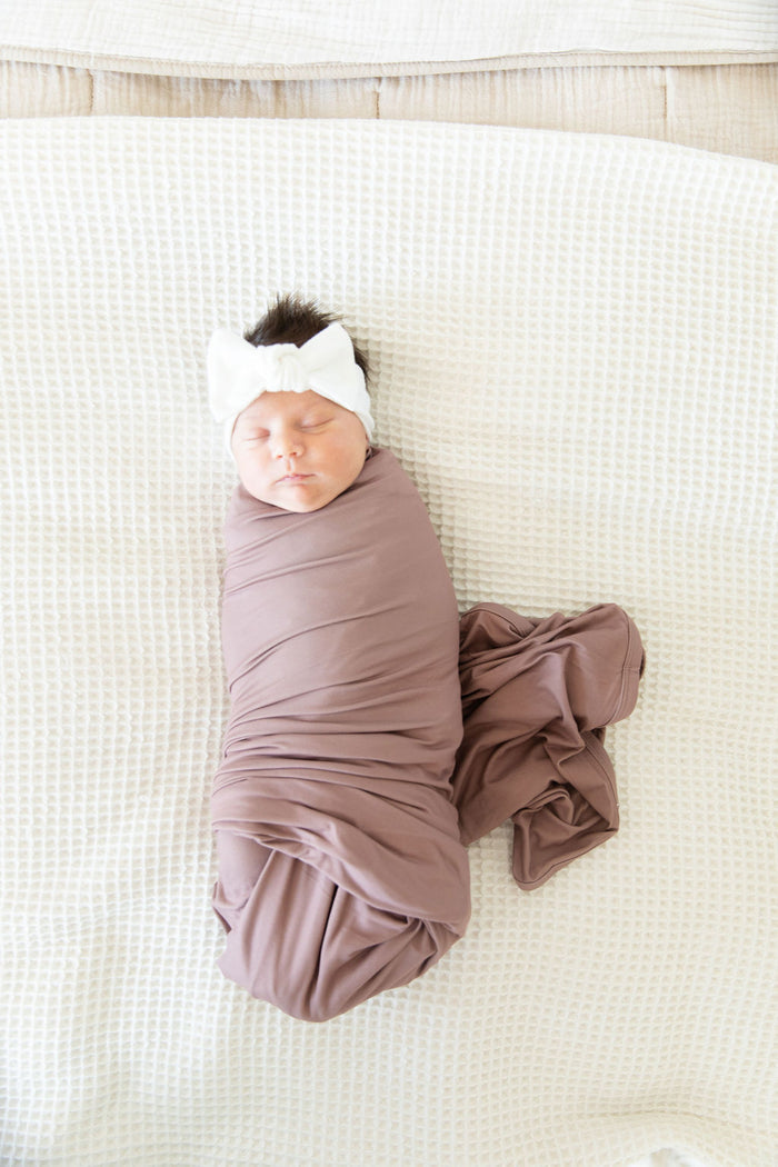 MOCHA SOLID | SWADDLE
