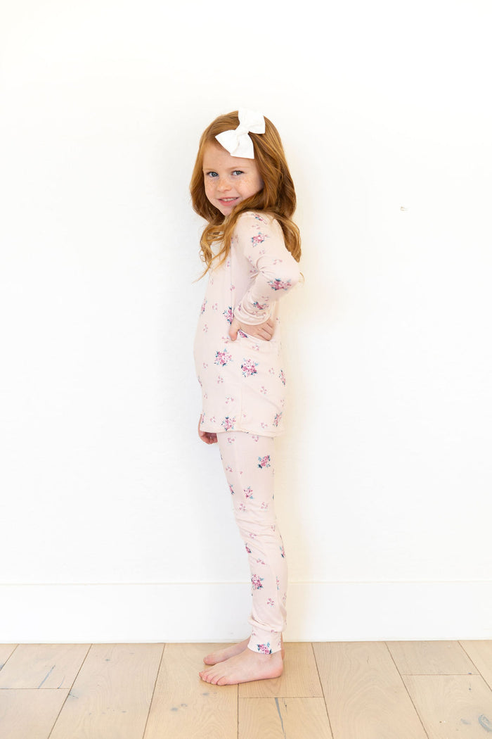 PALE LAVENDER + BLUE FLORAL | LONG SLEEVE