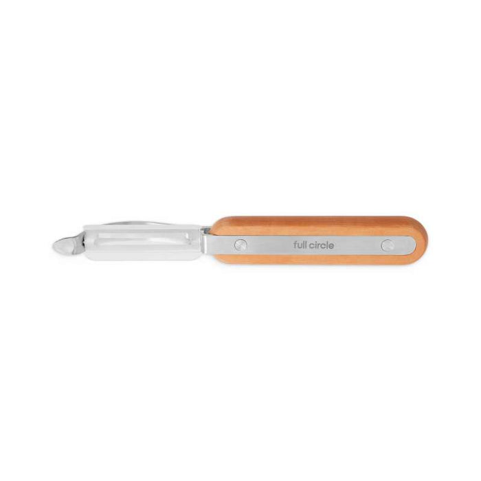 The Full Circle Peeler boasts a comfortable wooden handle engraved with the brand name and a durable, dishwasher-safe stainless steel blade, perfect for horizontally peeling fruits and vegetables.