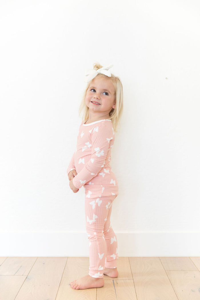 PINK + WHITE RIBBED BUTTERFLY | LONG SLEEVE
