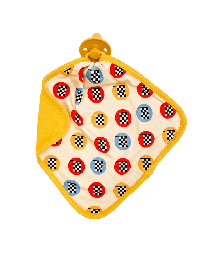 RACING FLAGS | LOVIE