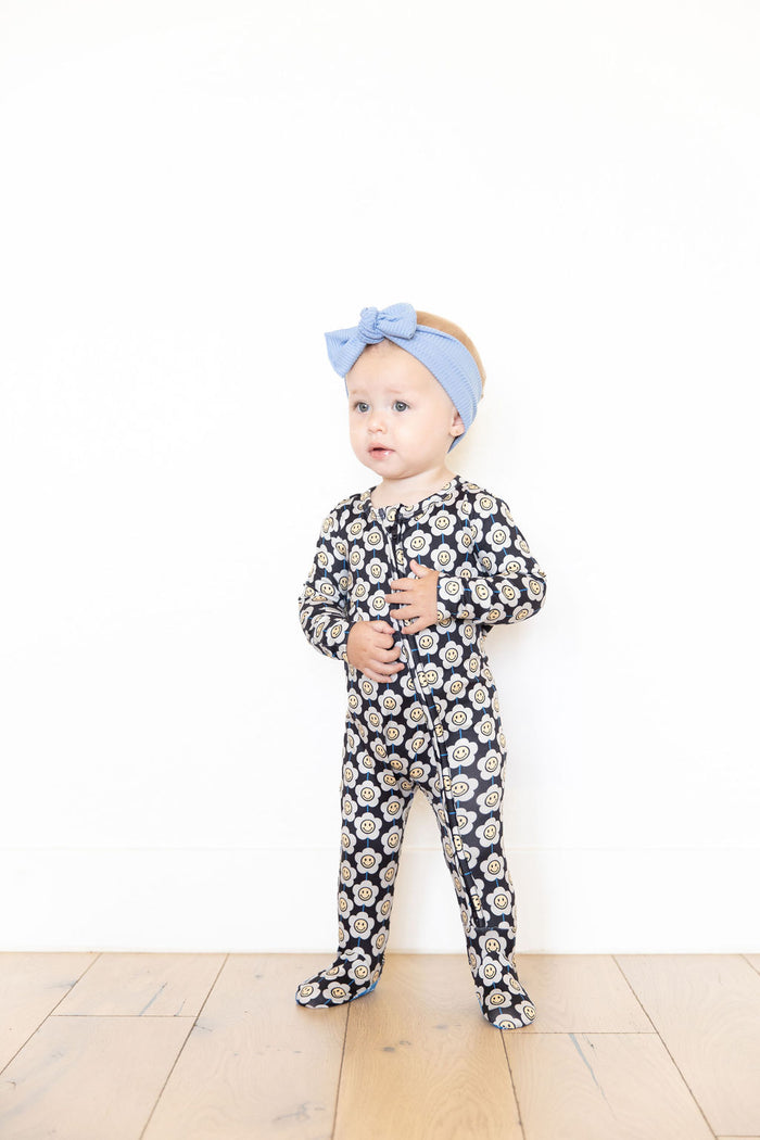 SMILEY GROOVY DAISY | FOOTIE ONE PIECE