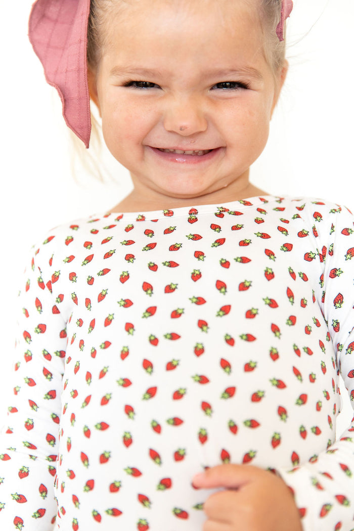STRAWBERRY | LONG SLEEVE