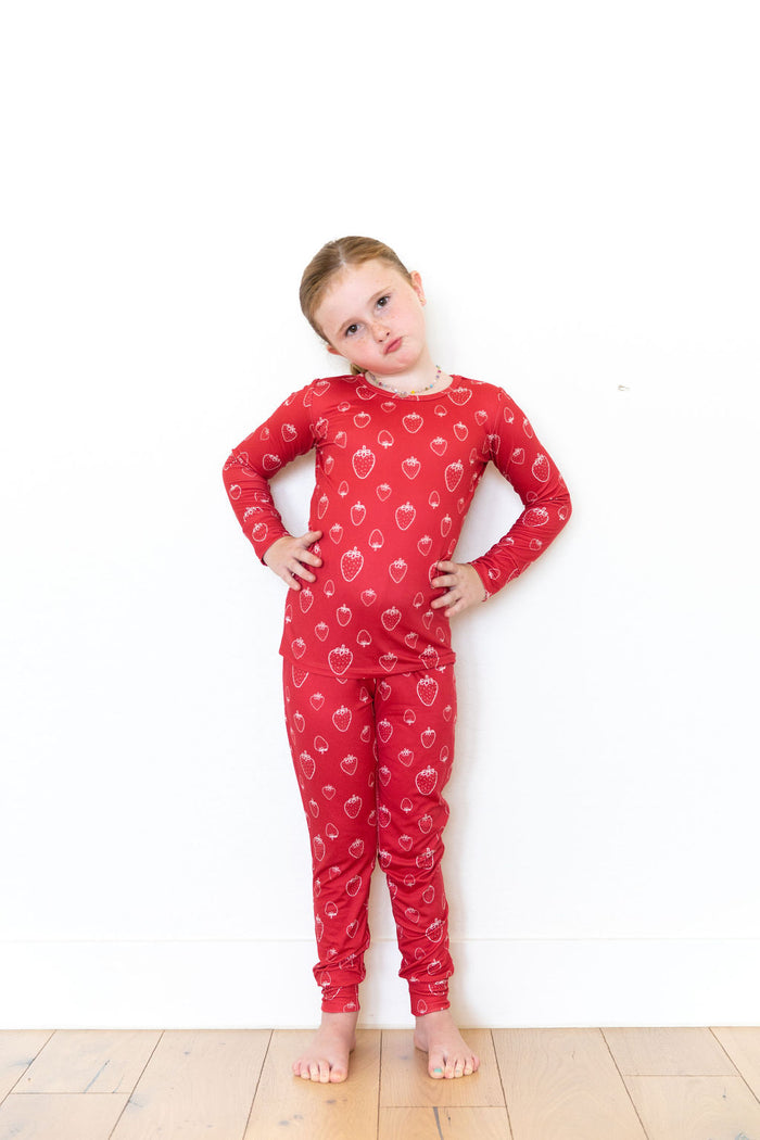 STRAWBERRY PATCH | LONG SLEEVE