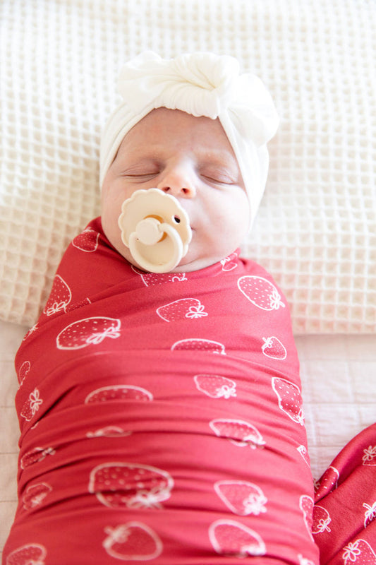 STRAWBERRY PATCH | SWADDLE