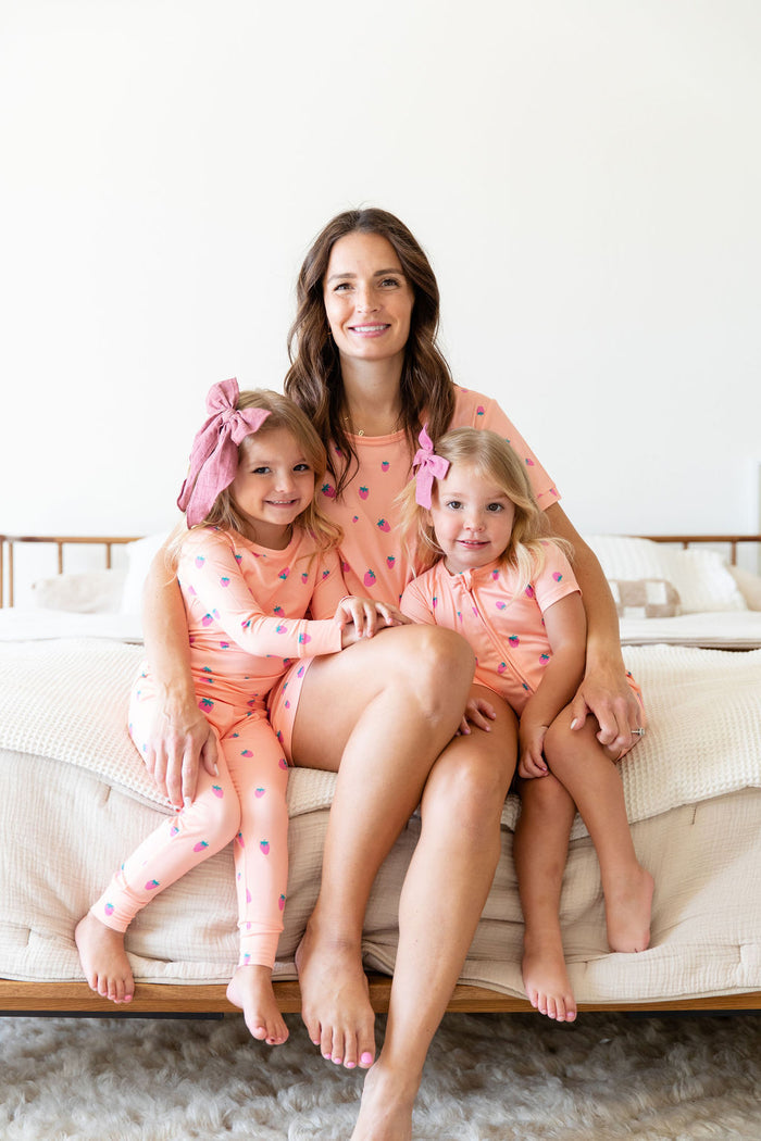 SUMMER STRAWBERRIES | WOMEN'S SHORT SET