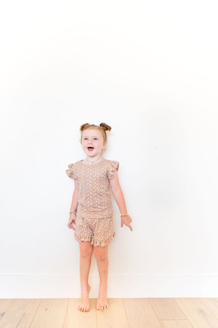 TAUPE DAISY SHORT SET