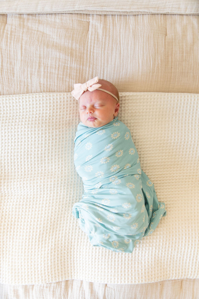 TEAL DAISIES | SWADDLE