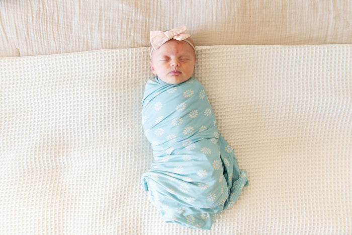 TEAL DAISIES | SWADDLE