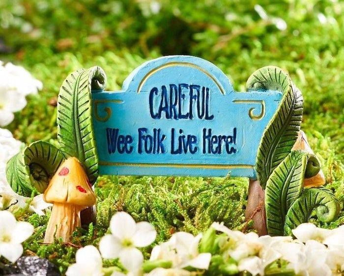 Wee Folk Sign